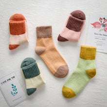 Cargar imagen en el visor de la galería, PuTwo 加厚中筒女袜(10双/包,5种颜色)