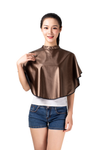 Load image into Gallery viewer, PuTwo迷你染发布垫肩(人造皮革,67*82cm)