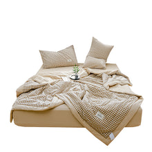 Carica l'immagine nel visualizzatore di Gallery, PuTwo薄款全棉水洗棉夏季空调被C款(1被子+2枕套)