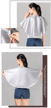 Load image into Gallery viewer, PuTwo迷你染发布垫肩(人造皮革,67*82cm)